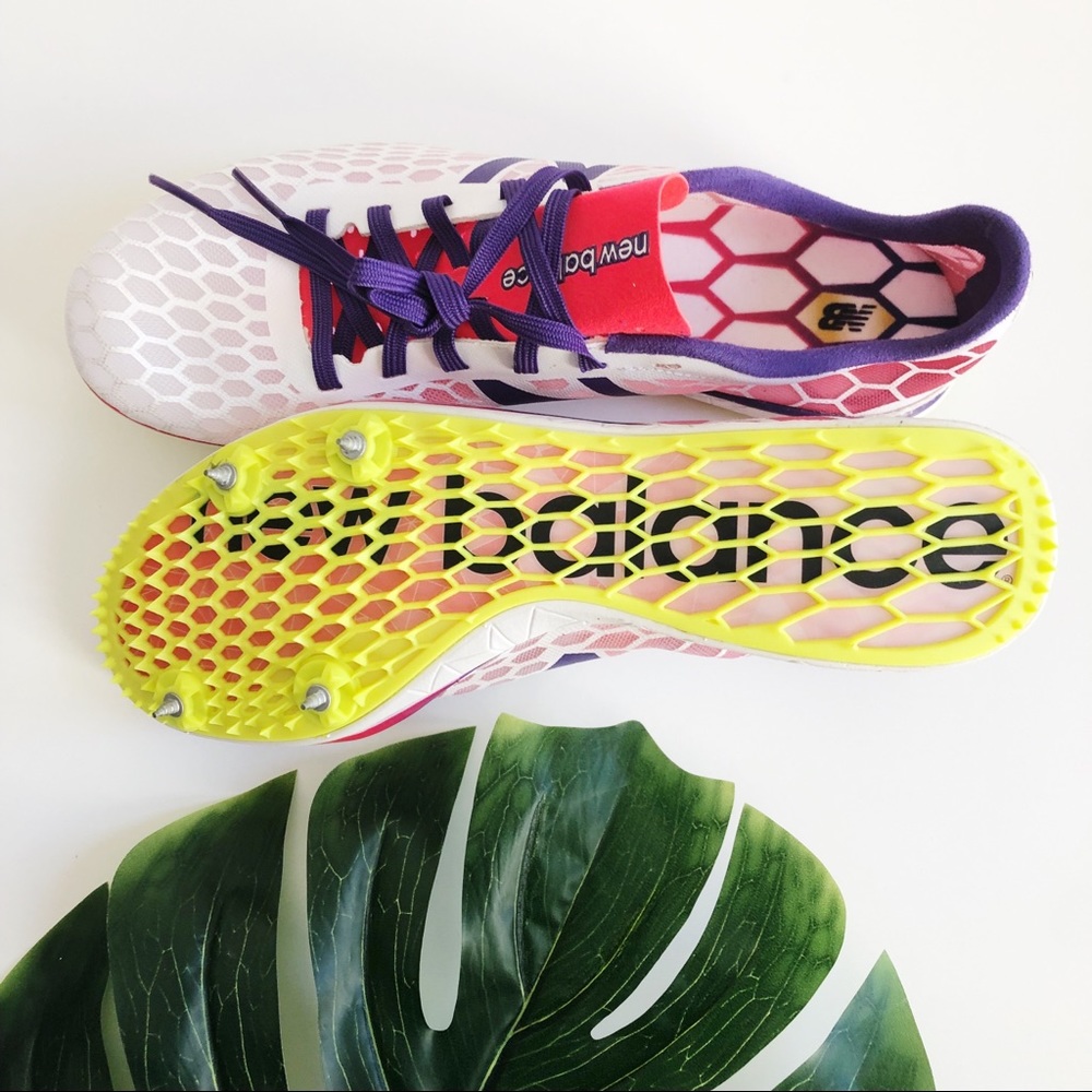 ✨New Balance Woman’s track spikes✨